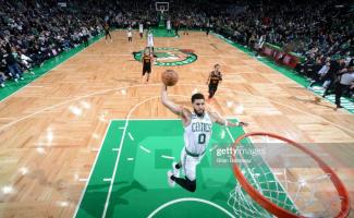 Celtics handle Atlanta in Game 2, lead series 2-0
