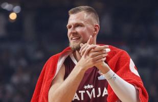 Kristaps Porzingis withdraws from FIBA World Cup due to foot injury