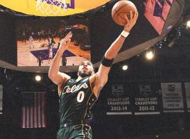 Celtics cap off road trip with 122-118 OT win over Lakers